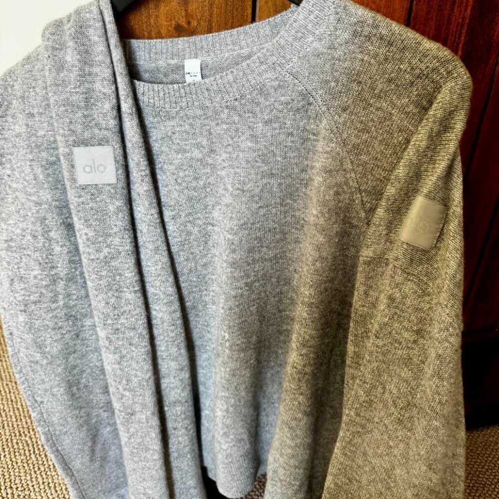 ALO YOGA Cashmere Jet Set